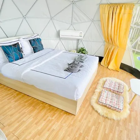 เหนือดอย แคมป์ปิ้ง Apartment Pong Yaeng Exterior photo